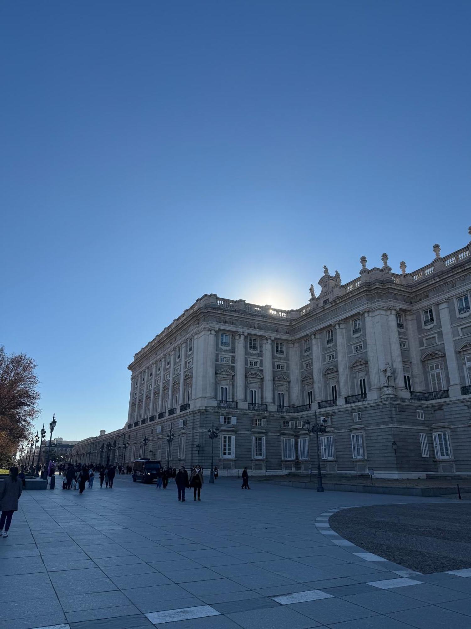 Apartamento Con Patio En Madrid Centro エクステリア 写真