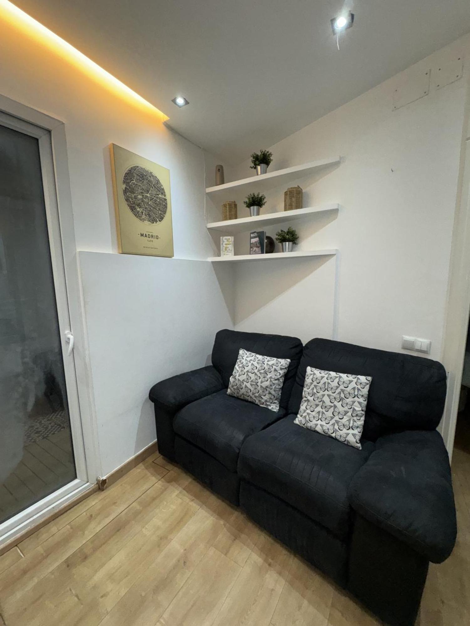 Apartamento Con Patio En Madrid Centro エクステリア 写真